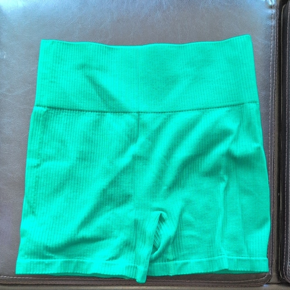 Women's Zyia Green Stretch Shorts